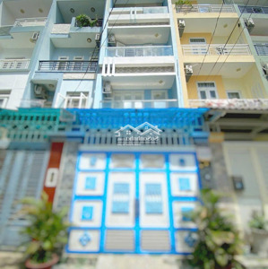 chủ cần tiền bán gấp nhà hẻm xe hơi, 1 trệt + 3 lầu, dt: 4m x 17m, giá: 8,2 tỷ còn thương lượng