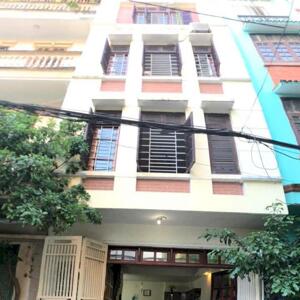 BÁN NHÀ PHÂN LÔ NGÕ 93 HOÀNG VĂN THÁI, Ô TÔ TRÁNH, DÂN XÂY CHẮC CHẮN, SỔ VUÔNG VẮN