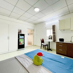 phòng studio 2 cửa sổ, supper rộng, gần hồ biểu chánh, nguyễn trọng tuyển