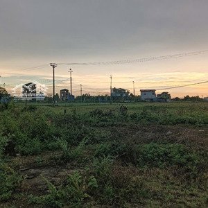 chính chủ cần bán 200m full thổ cư view vườn hoa trung tâm tại kdt chi đông