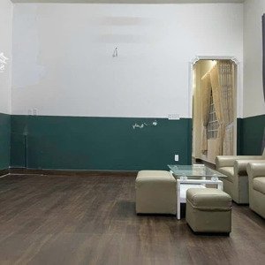 cho thuê nhà riêng tại phường chánh nghĩa, 8 triệu, 120m2, đẹp,sân xe hơi 7 chỗ