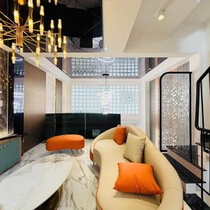cần tiền,bán nhà q1 gần trường chuyên trần đại nghĩa, 48m2 giá 3tỷ890, sổ hồng riêng, đường nhựa