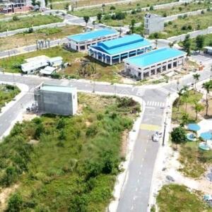 Bán nhanh GĐ2 DA Smart City mặt tiền ĐT 746 ngay KCN VSIP 3 giá 2 tỷ850/80m2. SHR