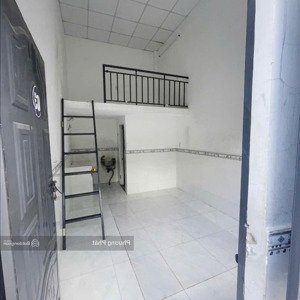 Bán Gấp Dãy Trọ 5 Phòng đang Cho Thuê, Sổ Hồng Riêng Thổ Cư 100%, Ngay Trường Tiểu Học Thạnh Phú