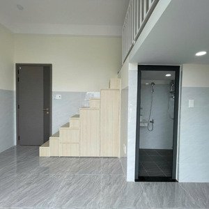căn hộ dịch vụ mới xây ban công, cửa sổ thoáng, full nội thất ngay vườn lài, an phú đông