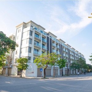 nóng siêu hot gia chủ bán một lô góc làn 2 shophouse kđt vườn sen đẹp không lối thoát