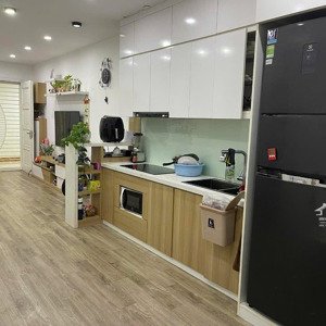 tôi cân bán căn chung cư ct1 iec dt 70m2