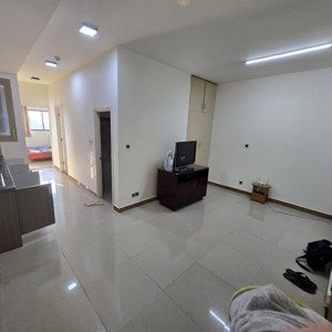 chính chủ bán cc the useful apartment, lạc long quân, giá cực chất - 54 m2 chỉ với 1 tỷ 899