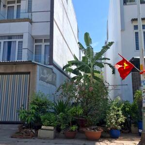 Bán đất mặt tiền đường 57 Bình Trưng Đông Quận 2 giá 11,8 tỷ