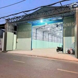  CHO THUÊ NHÀ KHO 450m² TẠI HOÀ QUÝ – ĐẦY ĐỦ VĂN PHÒNG, CÓ SẴN ĐIỆN – GIÁ CHỈ 23 TRIỆU/THÁNG! 