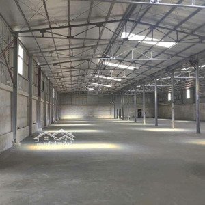 Cho Thuê Mặt Bằng Kinh Doanh Phố Huỳnh Thúc Kháng, Lô Góc Mặt Tiền 75m, Vị Trí đẹp Chính Ngã Tư