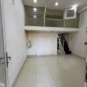 bán cc lầu 1, giá 1,9 tỷ - 1pn, 1wc tại trần hưng đạo q1 - giá tốt