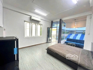 cho thuê căn hộ có ban công tại nguyễn phi khanh, q1, 7 triệu, 30m2, đầy đủ tiện ích