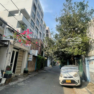 bán 785m2 đất thổ cư gần nguyễn thị định - lê văn thịnh - giá 40 tỷ