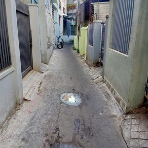 Kẹt Vốn Cần Bán Nhà Hẻm Nguyễn Huệ Thông Xuân Dịu Cách Biển Quy Nhơn Vài Bước Chân