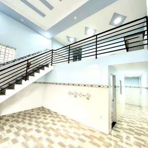 cho thuê nhà riêng hẻm oto, nhà rộng gác lửng, 2pn 2wc, gần trường đào sơn tây