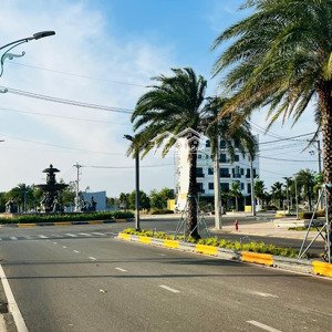 bán gấp nền 125 m2 trục chính đại lộ danh nhân, cạnh trung tâm thương mại 2,8 ha, sổ hồng riêng