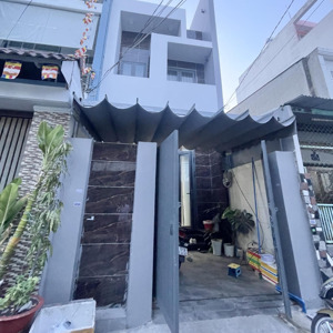 full nội thất mới 100% !! hẻm 4m tân hương (4 x 15m) 2,5 tấm, 2 phòng ngủ, 2wc, 2 sân thượng.