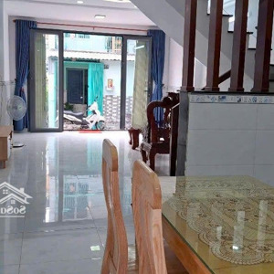 cô nga cần bán nhà hxh 5m tạ uyên, phường 7, quận 11, dt: 48m2/4ty, sổ riêng, 1 trệt 2 lầu