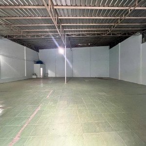 cho thuê mặt bằng kho xưởng 300m2 , mặt tiền nhà ngang 16m, đường hiệp thành 17, q.12, tp.hcm