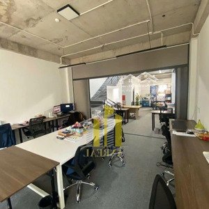 cho thuê văn phòng có sẵn nội thất hầm 4 lầu giá 55 triệu