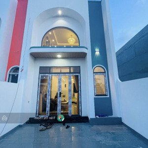 bán nhà trung tâm thị trấn long điền, gần công viên long điền