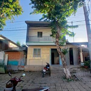 Nhà mặt tiền lộ lớn gần chợ An Thới