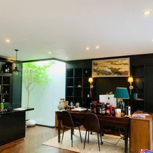 bán biệt thự khu dân cư 10 mẫu ngày nguyễn duy trinh,diện tích 10x20m trệt 2 lầu lh 0915698839