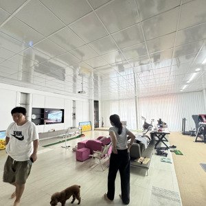 cho thuê mặt bằng gần phạm văn đồng . dtsd 400 m2. khu du lịch
