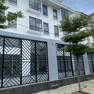 cho thuê biệt thự góc - làm văn phòng đỉnh - ở sướng khu tấn trường, quận 7 liền kề phú mỹ hưng