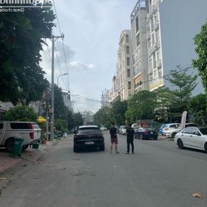 "bán Tòa Chdv 8 Tầng Quận 7 300 Triệu/tháng Giá Chỉ 50 Tỷ: Cơ Hội Vàng Cho Nhà đầu Tư!"
