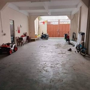 tân phú - 820m2 - 33x24m - xe tải né chỉ 75tr/ m2 - có sẵn văn phòng làm việc và nhà xưởng - 59 tỷ