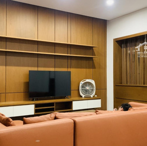 shophouse 2.5 tầng fpt đà nẵng sau lưng trường quốc tế hoa kỳ (apu), có nguồn thu ổn định cần bán
