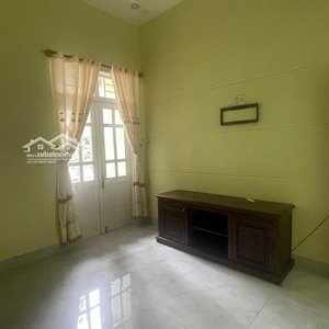 cho thuê nhà nguyên căn mặt tiền lê hồng phong