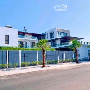 bán biệt thự góc 2 mặt tiền đường phạm công trứ cồn khương , 1 trệt 1 lầu, dtsd 1100m2