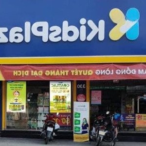 cho thuê ngay 650m2 mặt tiền 20m ở ngã tư tố hữu - trung văn làm showroom, bank, cafe, phòng răng.,