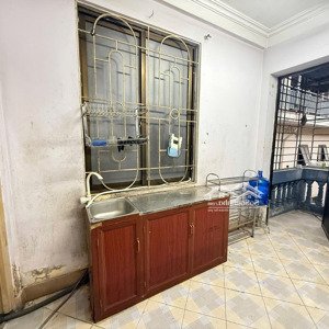 cho thuê phòng trọ 1pn, 30m2, 3 triệu tại trần quốc hoàn, cầu giấy, hà nội đẹp xuất sắc