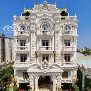 lâu đài xa hoa trong lòng trung tâm thành phố, p.10, quận 6; 20x75m; 1200m2; hầm 6 tầng, giá 300 tỷ