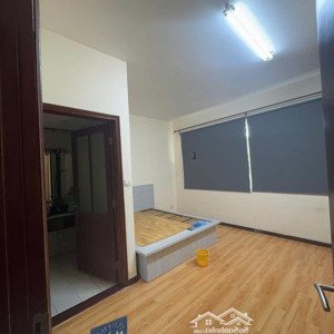 cho thuê chung cư tản đà court : dt 80m2.2pn giá 12 tr/th lh 0909.563.784 mr hưng