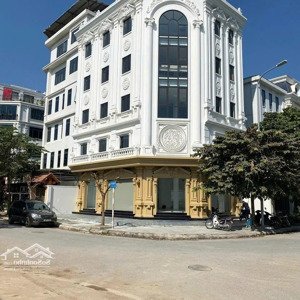 cực hot! nhà trần thái tông 105m, 6 tầng, thang máy giữa 12p đầy đủ đh làm vp, ttnn, spa,.giá 48tr