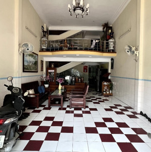 vị trí ngay khu trung tâm tp quy nhơn - không khác gì đồng khởi, lê lợi, nguyễn huệ của tp hcm