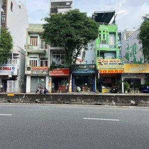 siêu phẩm mặt tiền giáp ngô gia tự, q10- vị trí vàng - dt chuẩn đẹp: 4x18m, giá cực tốt !