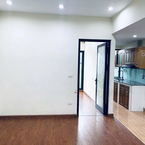 cho thuê ccmn 96 võ chí công - cầu giấy 1n1k - nội thất cơ bản