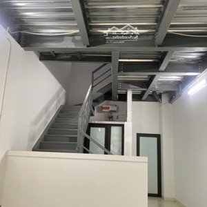 cho thuê văn phòng phố tư đình, dt 100m x 2 tầng, mt 5m, rb, giá 15tr