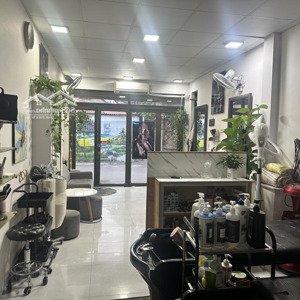 nhà dân xây 113m2/13.2 tỷ mặt phố, kinh doanh ô tô tránh- sát chợ, gần trường,trung tâm hành chính
