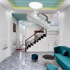 Nhà 4 tầng, 72m2 nở hậu, gần chợ Hoa trên bến dưới thuyền Q8, đẹp lung linh, giá tốt chỉ hơn 3 tỷ3