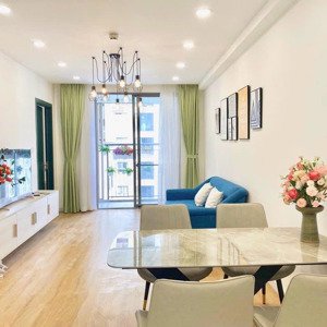 căn góc 2 ban công - bán chcc 312 lạc long quân, quận 11, dt 68m2 2pn 2wc . giá 2 tỷ 600 sổ hồng