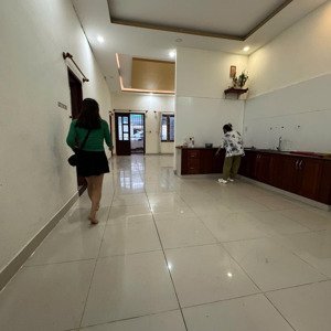 cho thuê nhà không nội thất rộng khu đô thị phước long a