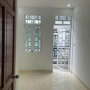 bán nhà mặt phố hà huy giáp, 1,26 tỷ, 30m2, 2pn, 2wc, pháp lý đầy đủ