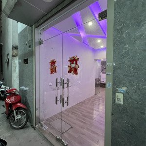 chính chủ cho thuê nhà số 7 ngách 9 ngõ 64 vũ trọng phụng, hà nội (nhà riêng)